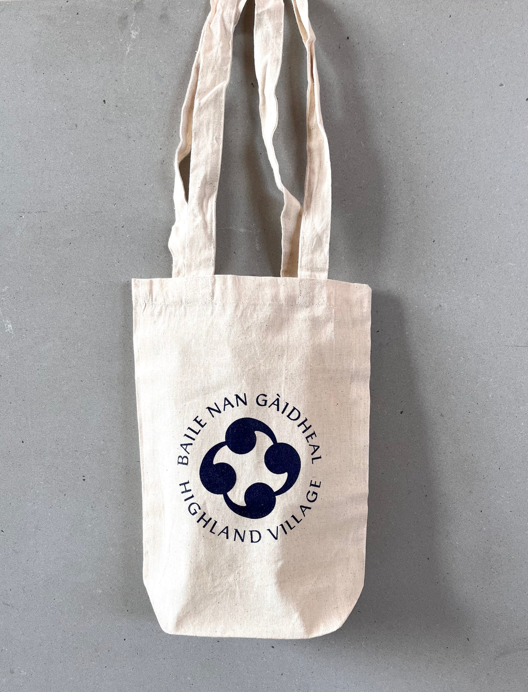 Bag with Crest