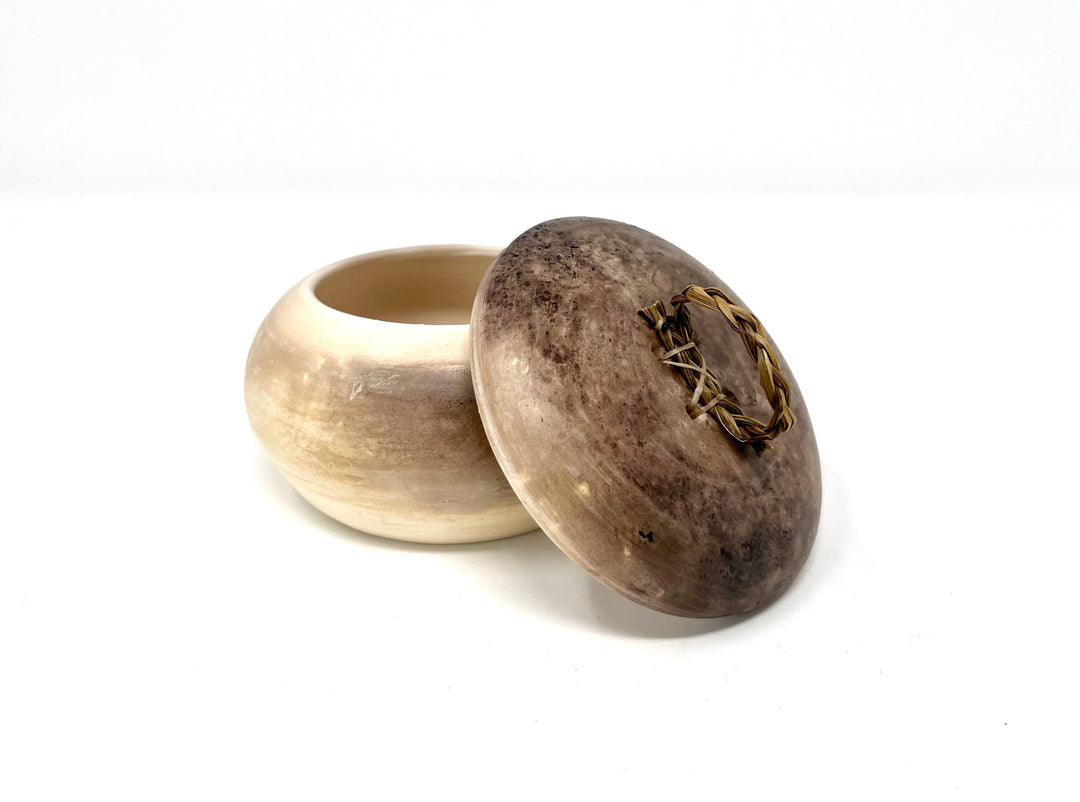 Oakleaves Native Creations | Acorn Pot