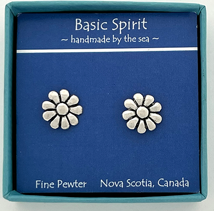 Basic Spirit Studded Earrings