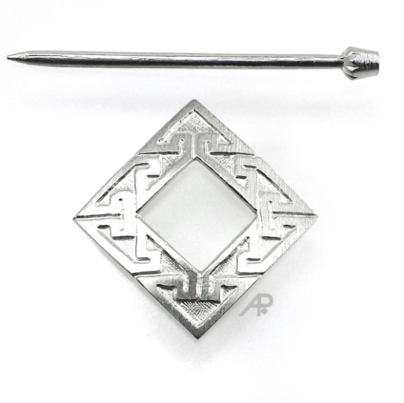 Square Key Shawl Fastener
